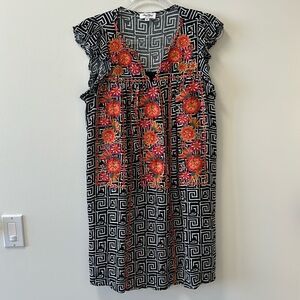 Angel Heart Boutique • Embroidered Dress • Sz M